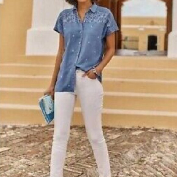 J.‎ Jill Denim Cap Sleeve Button Front Chambray Shirt Top Flowers Medium - Picture 5 of 14